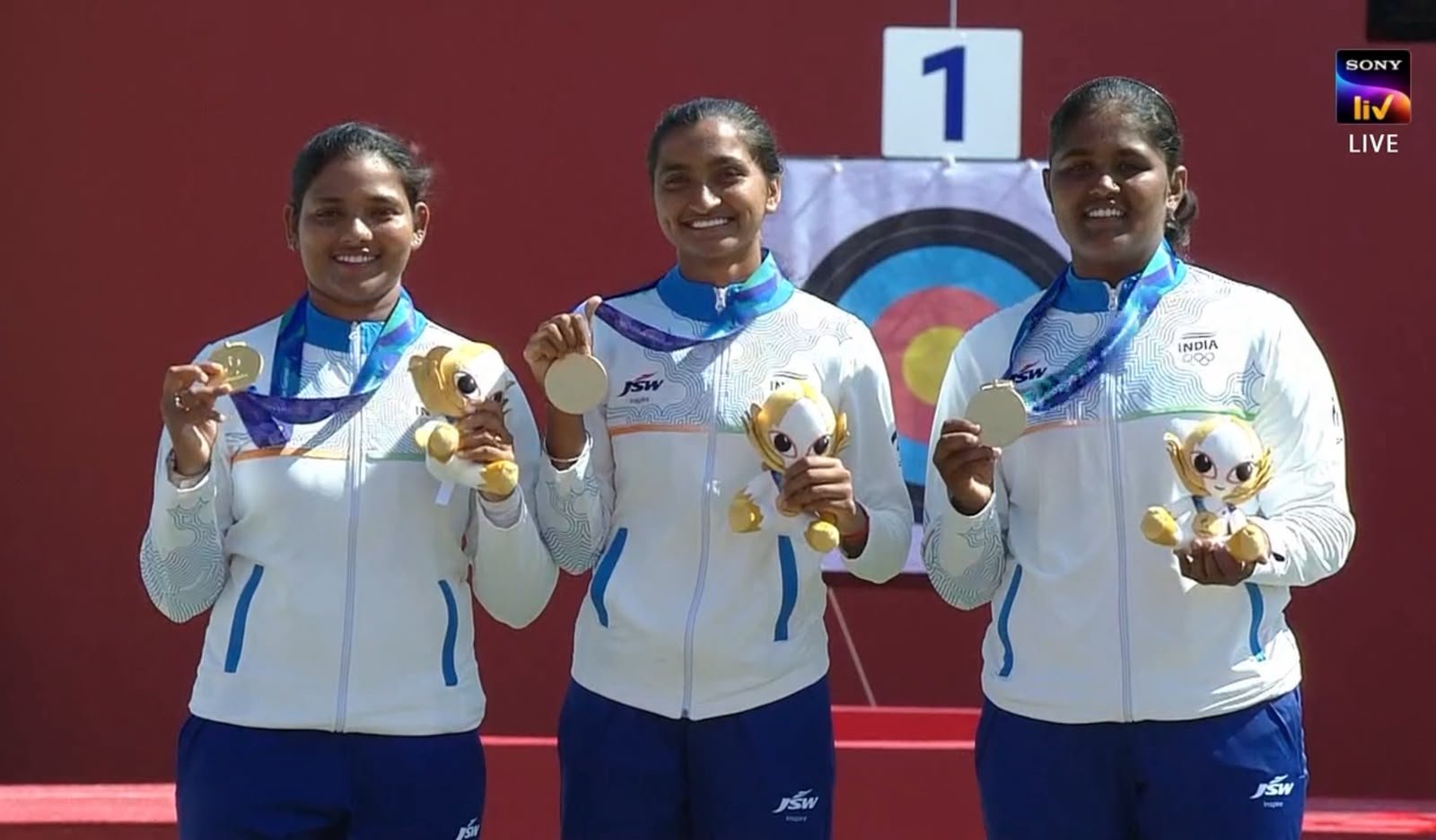 Asian Games 2026: हजारीबाग की कीर्ति शर्मा ने रचा इतिहास, दक्षिण कोरिया को हराकर महिला रिकर्व टीम ने जीता गोल्ड